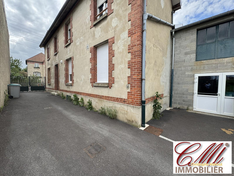 Local d'activités - 250 m²