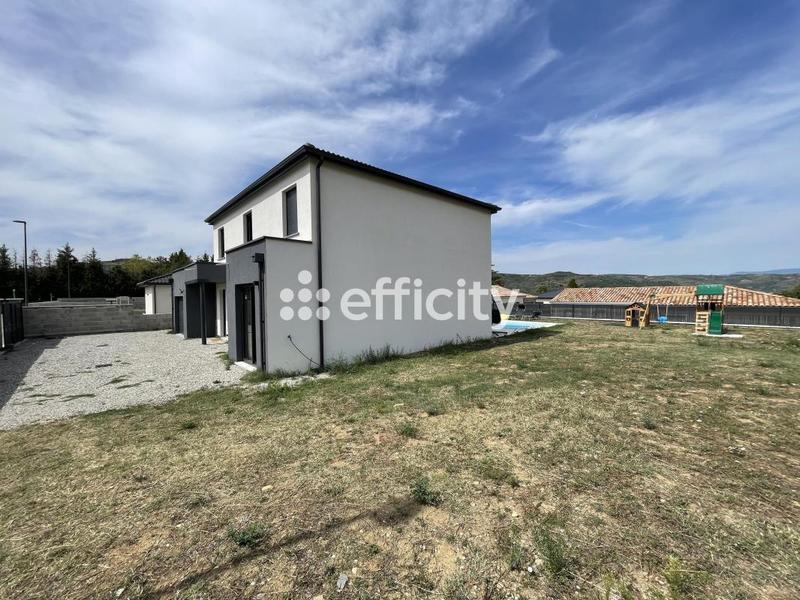 Maison - 138 m² - 7 pièces