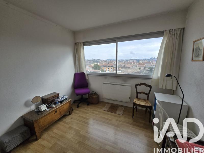 Appartement - 100 m² - 4 pièces