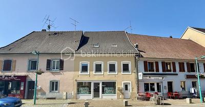 Local commercial - 144 m² - 3 pièces