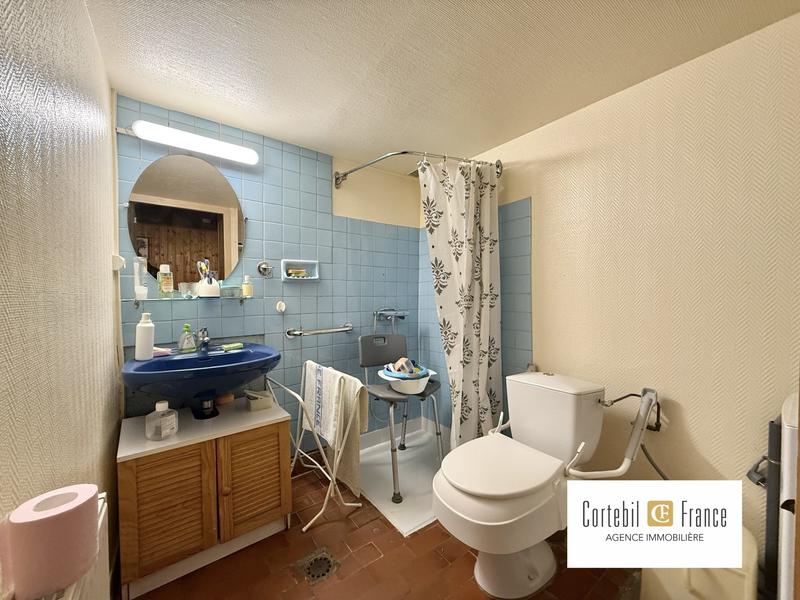 Maison - 90 m² - 6 pièces