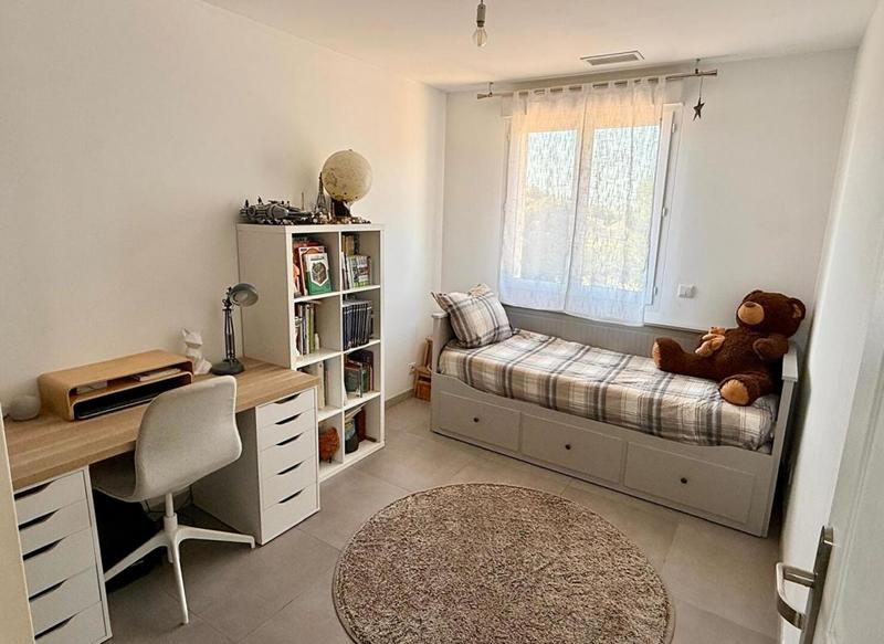 Villa - 96 m² - 5 pièces