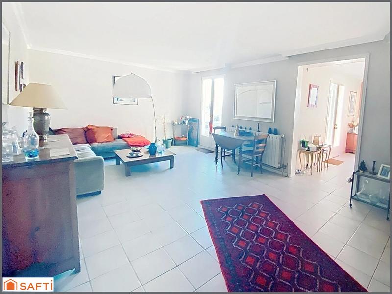 Maison - 229 m² - 7 pièces