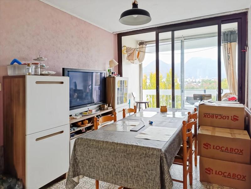 Appartement - 92 m² - 4 pièces