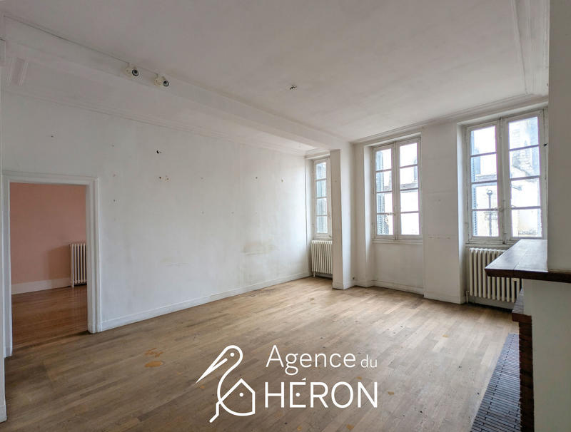 Maison - 204 m² - 8 pièces