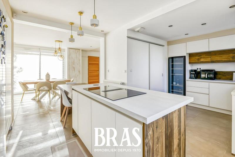 Maison - 150 m² - 8 pièces