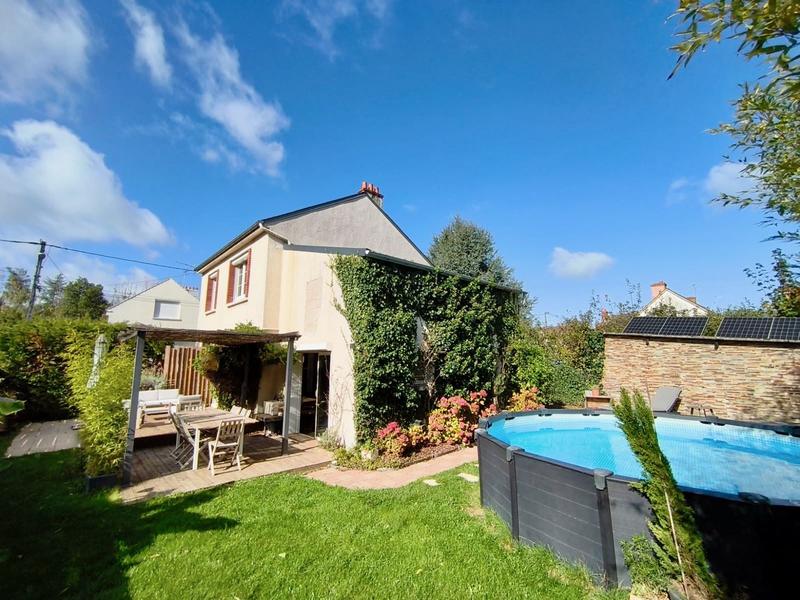 Maison - 111 m² - 5 pièces