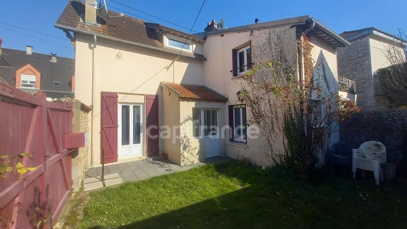 Maison - 90 m² - 4 pièces