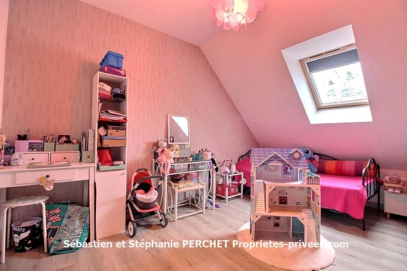 Maison - 101 m² - 5 pièces