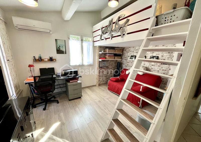 Maison traditionnelle - 140 m² - 4 pièces