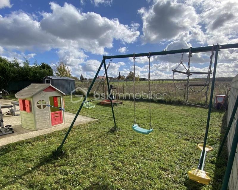 Maison - 100 m² - 6 pièces