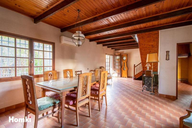 Maison - 111 m² - 4 pièces