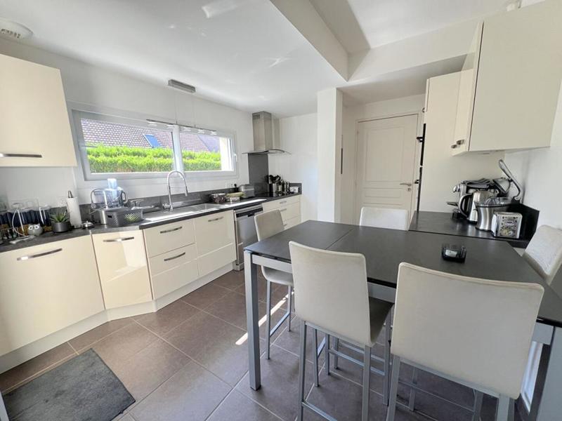 Maison - 176 m² - 6 pièces