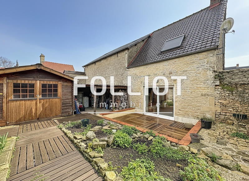 Maison - 140 m² - 5 pièces