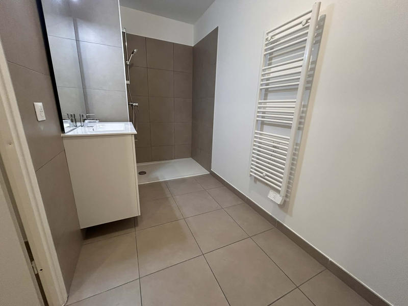 Appartement - 76 m² - 3 pièces