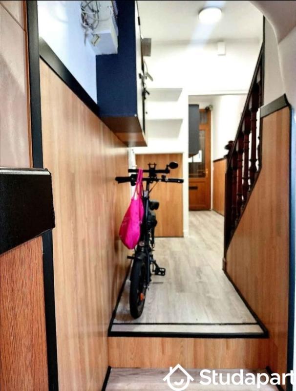 Chambre - 11 m² - 1 pièce