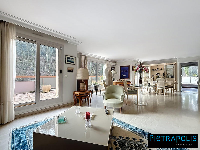 Appartement - 132 m² - 4 pièces