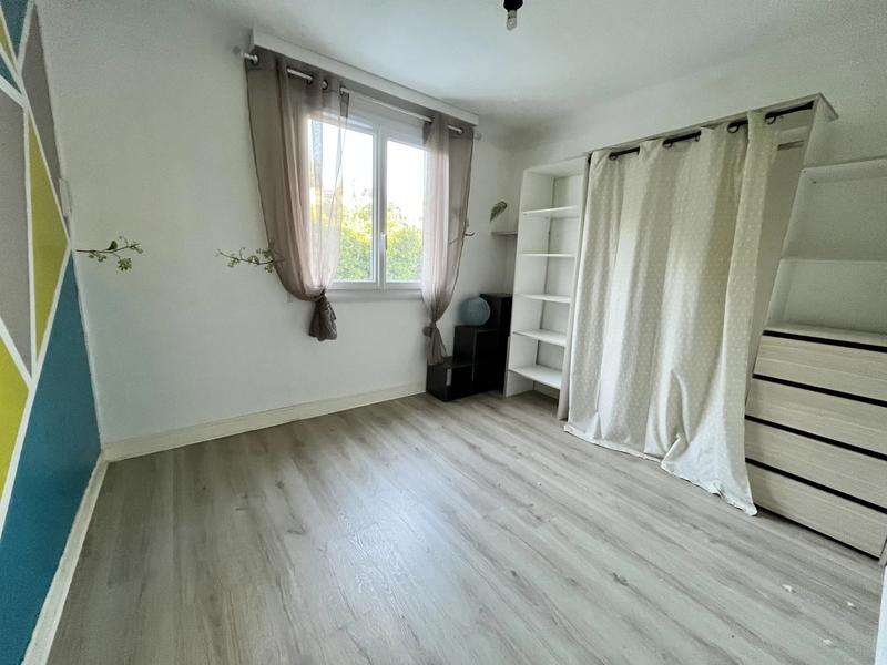 Appartement - 64 m² - 4 pièces