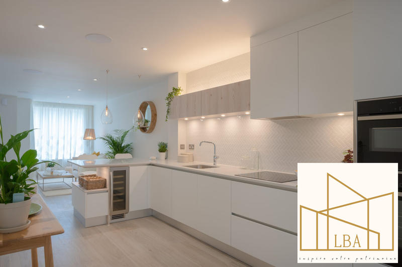 Appartement - 83 m² - 4 pièces