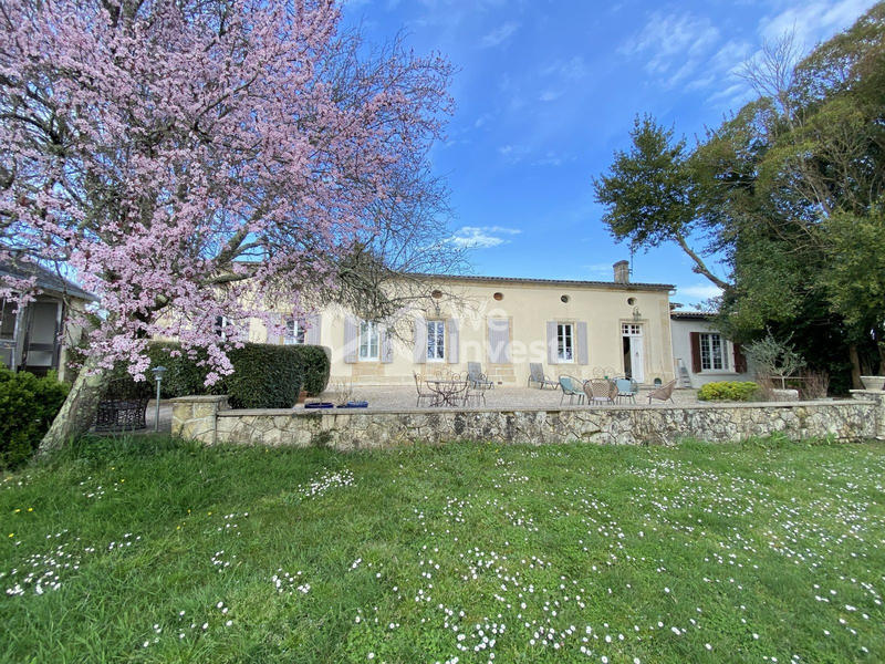 Maison ancienne - 250 m² - 9 pièces
