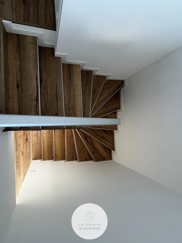 Maison - 129 m² - 6 pièces