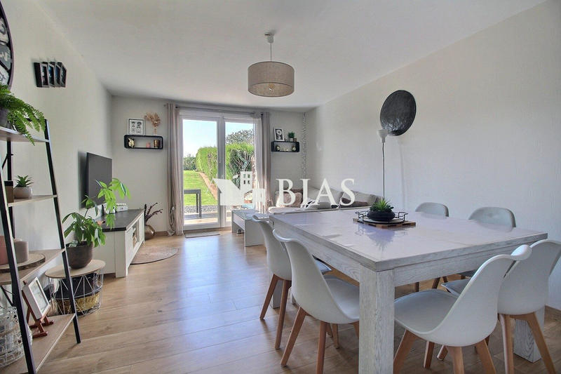 Maison - 84 m² - 4 pièces