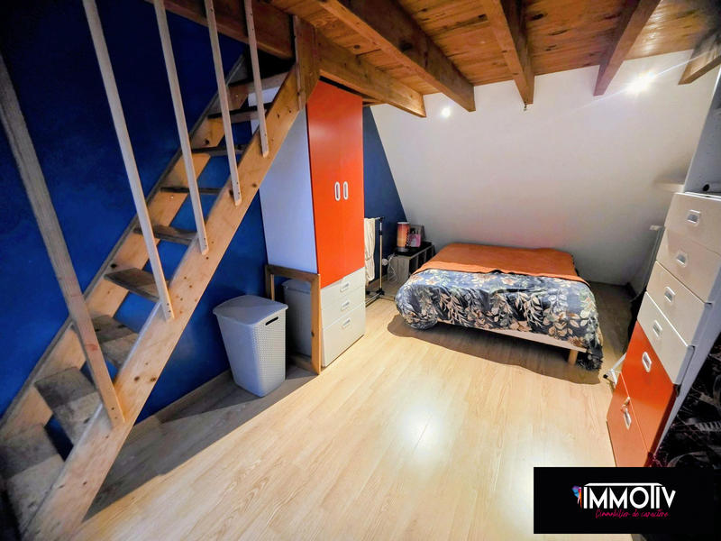 Maison traditionnelle - 117 m² - 6 pièces