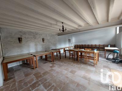 Maison - 290 m² - 3 pièces