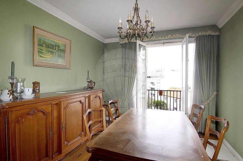 Appartement - 110 m² - 6 pièces