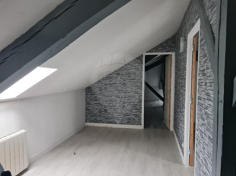 Immeuble - 261 m² - 13 pièces