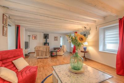 Maison traditionnelle - 200 m² - 7 pièces