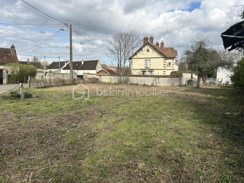 Terrain constructible - 816 m²