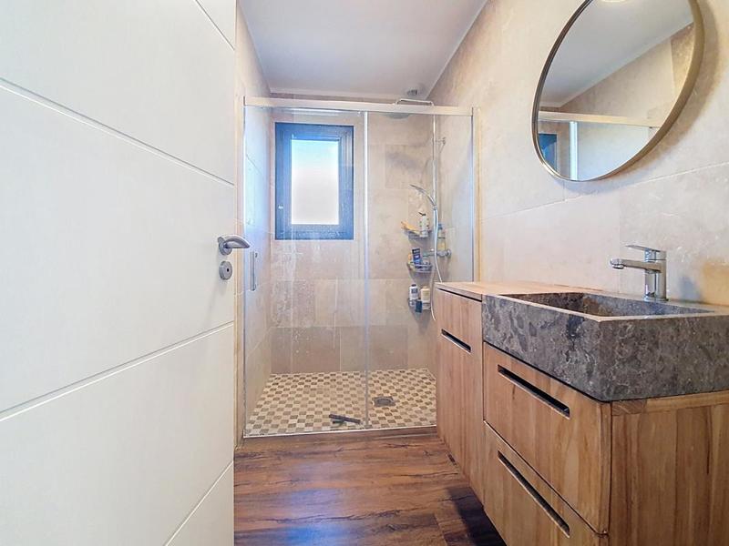 Maison - 101 m² - 5 pièces