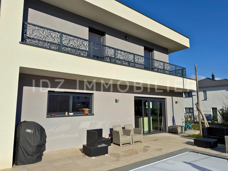 Maison - 128 m² - 6 pièces