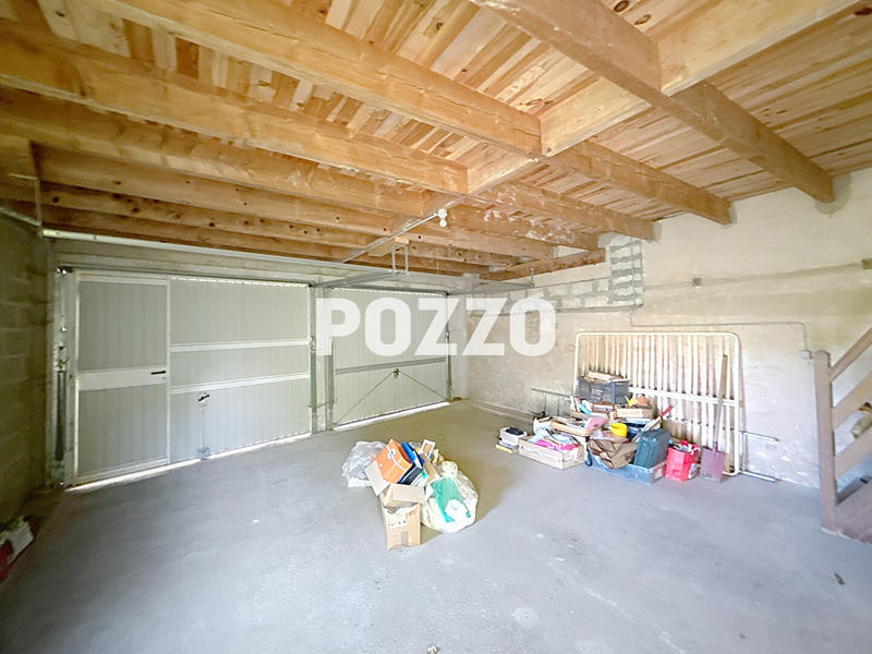 Maison - 157 m² - 8 pièces