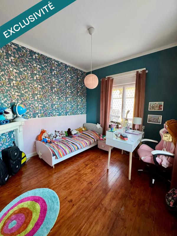 Maison de maîtres - 150 m² - 10 pièces