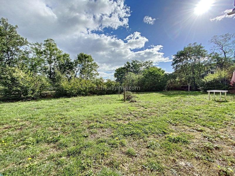 Appartement - 82 m² - 3 pièces