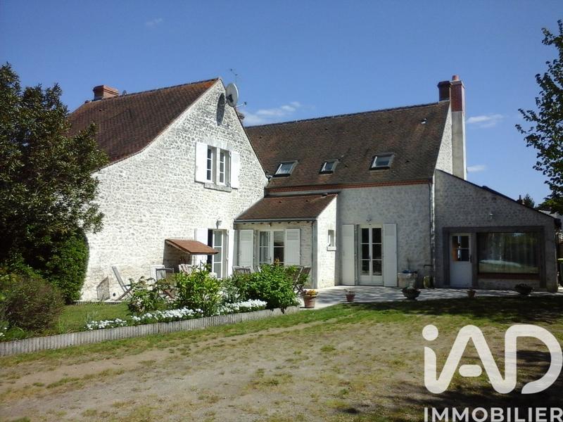 Maison - 231 m² - 8 pièces