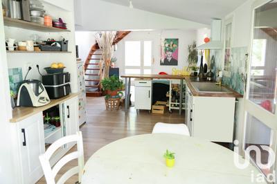 Maison - 105 m² - 5 pièces