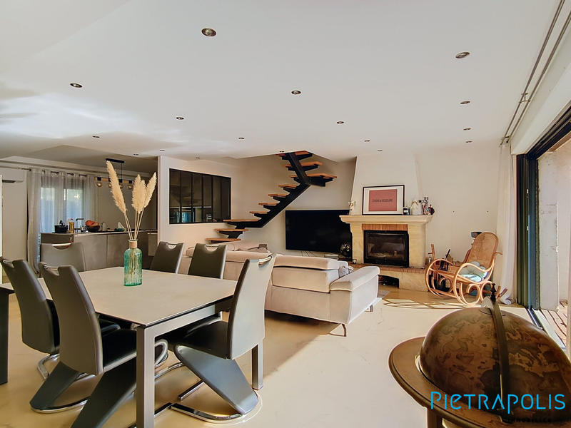 Villa - 142 m² - 5 pièces