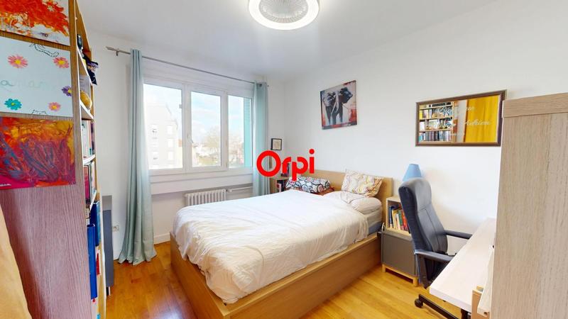 Appartement - 75 m² - 4 pièces