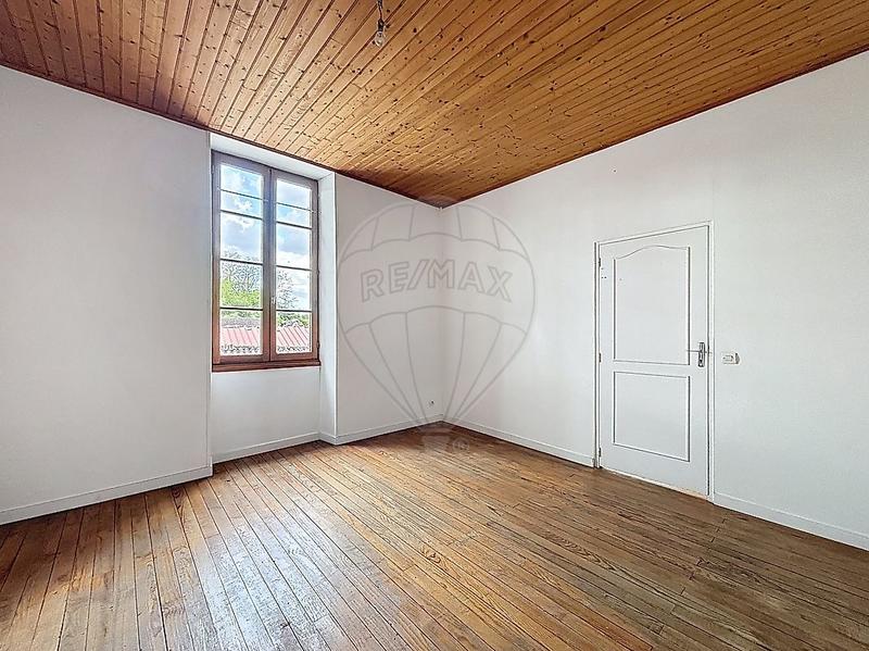 Maison de village - 125 m² - 5 pièces