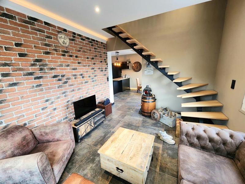 Maison - 80 m² - 5 pièces