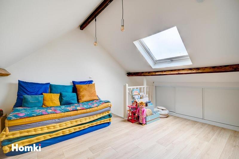 Maison - 181 m² - 6 pièces