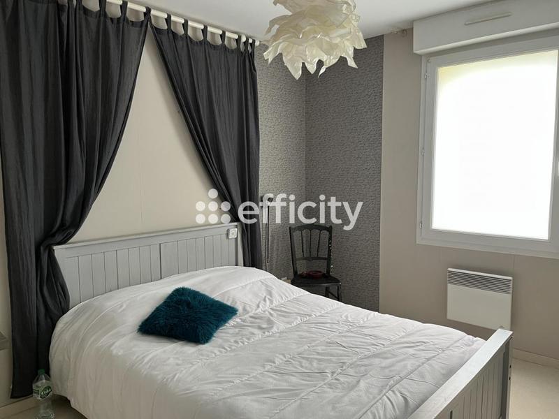 Maison - 138 m² - 8 pièces