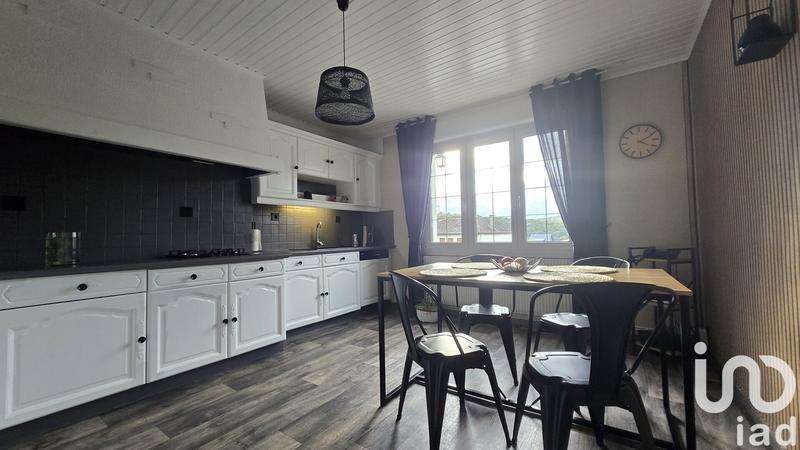 Maison - 161 m² - 6 pièces