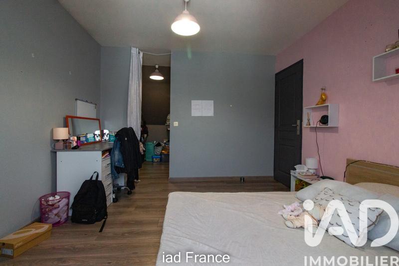 Maison - 93 m² - 5 pièces
