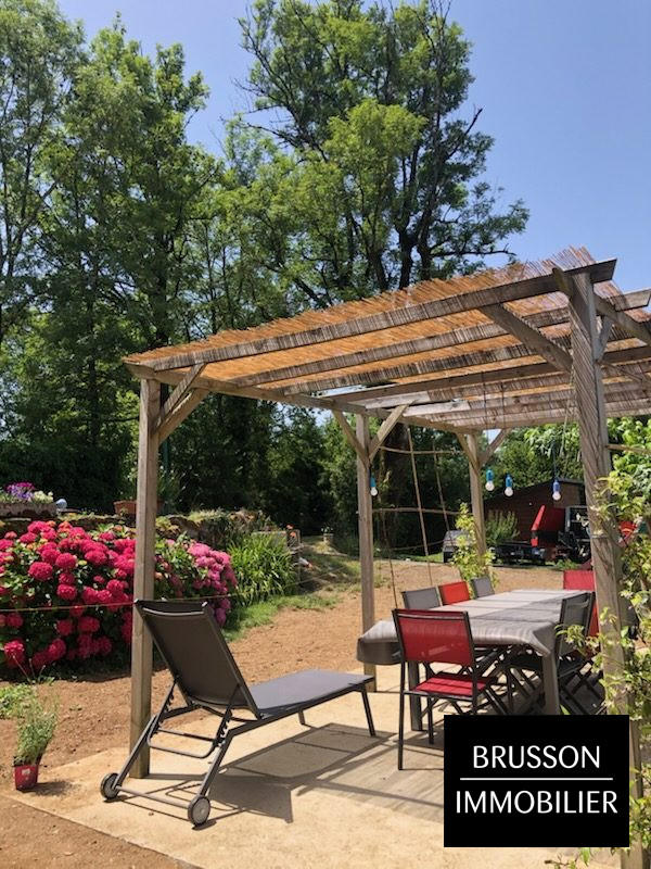 Maison - 184 m² - 9 pièces