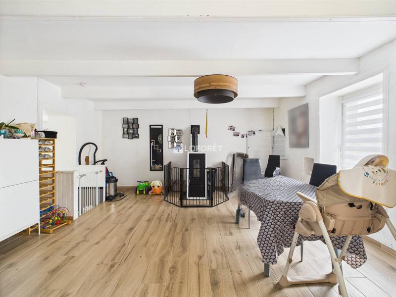 Maison - 95 m² - 4 pièces