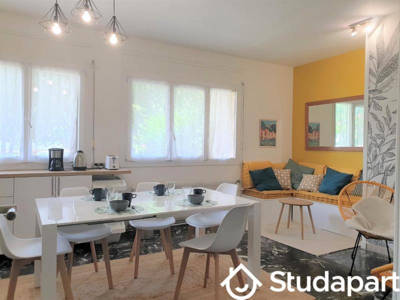 Chambre - 9 m² - 1 pièce